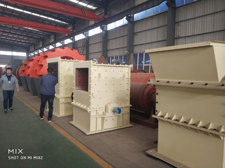 輝石錘式破碎機